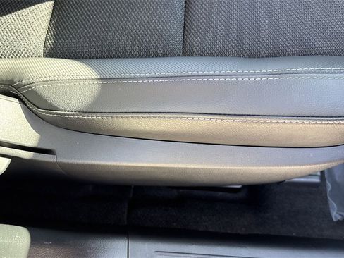 Certified 2025 MAZDA CX-50 AWD 2.5 S w/ Select Package image 46