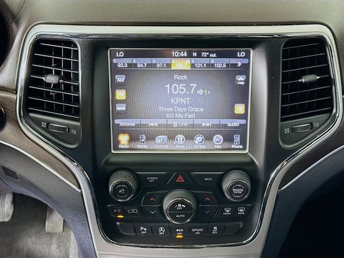 Used 2016 Jeep Grand Cherokee Overland image 21