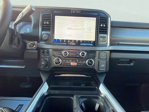 New 2026 Ford F350 Platinum w/ FX4 Off-Road Package image 17