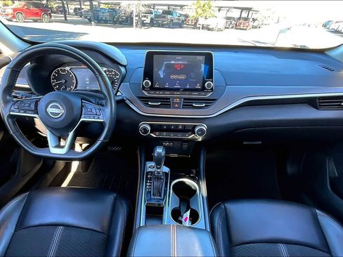 Used 2024 Nissan Altima 2.5 SR image 14