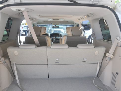 Used 2012 Nissan Quest LE w/ Value Cargo Pkg image 33
