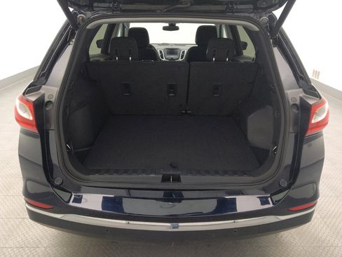 Used 2020 Chevrolet Equinox LT w/ Driver Convenience Package FWD image 29