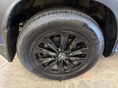 Used 2022 Toyota Corolla Cross LE w/ Black Badges Package (TMS) image 13