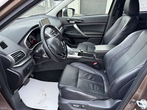 Used 2019 Mitsubishi Eclipse Cross SE image 10