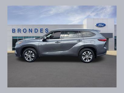 Used 2020 Toyota Highlander XLE