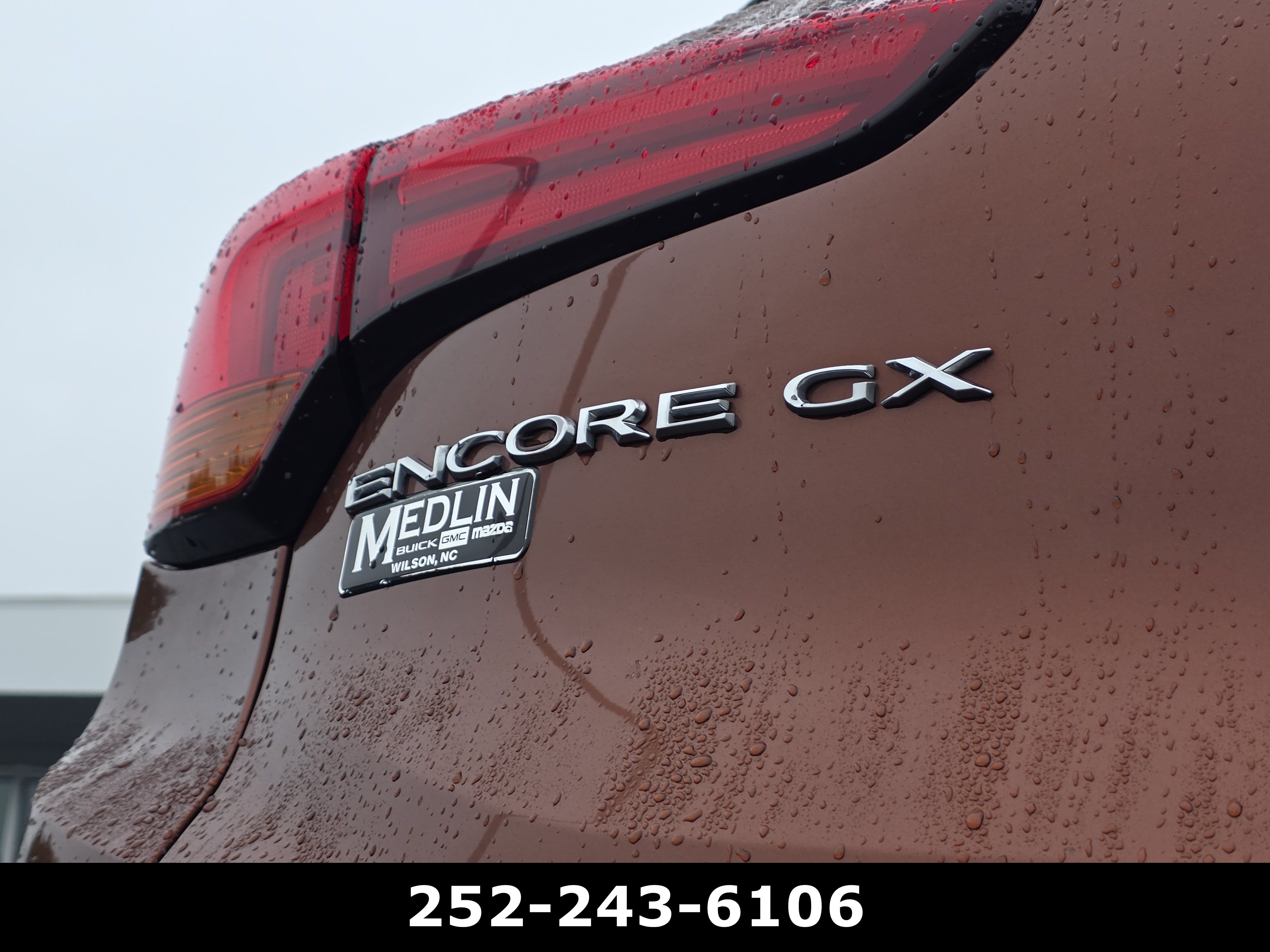 Used 2021 Buick Encore GX Select FWD image 41
