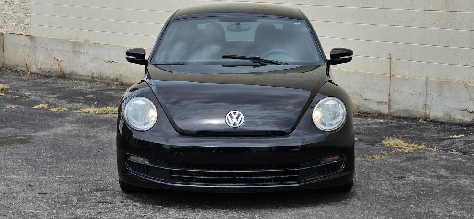 Used 2014 Volkswagen Beetle 1.8T FWD image 8