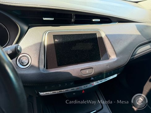 Used 2020 Cadillac XT4 Premium Luxury AWD/4WD image 10