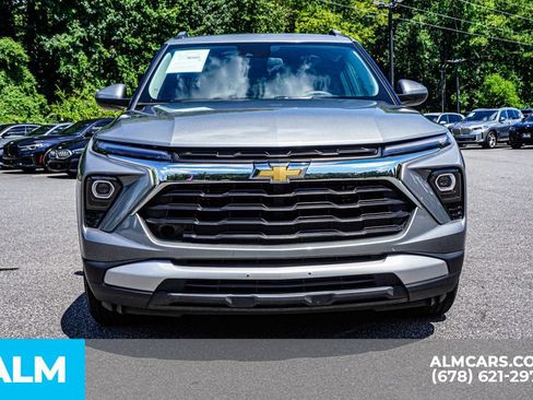 Used 2025 Chevrolet TrailBlazer LT FWD image 9