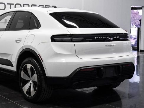Used 2024 Porsche Macan 4 Electric AWD/4WD image 14