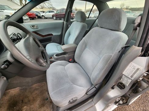 Used 2001 Mitsubishi Galant ES image 15