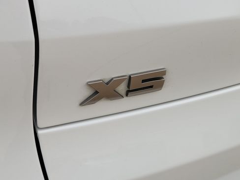 Used 2022 BMW X5 M50i w/ Executive Package AWD/4WD image 38