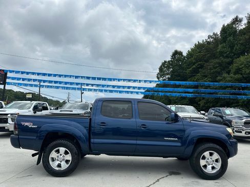 Used 2006 Toyota Tacoma PreRunner RWD image 8