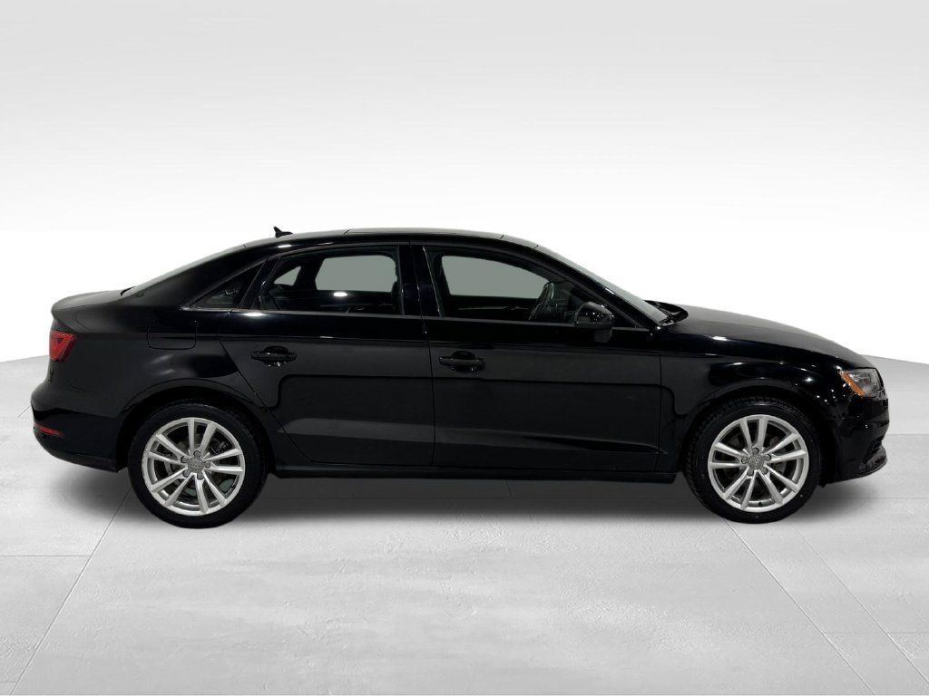 Used 2015 Audi A3 TDI Premium w/ Cold Weather Package FWD image 18