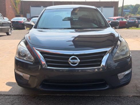 Used 2015 Nissan Altima 2.5 S w/ Power Driver Seat Package FWD image 3