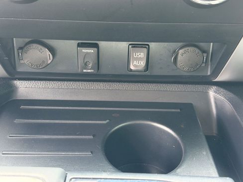 Used 2019 Toyota Tundra Platinum image 24