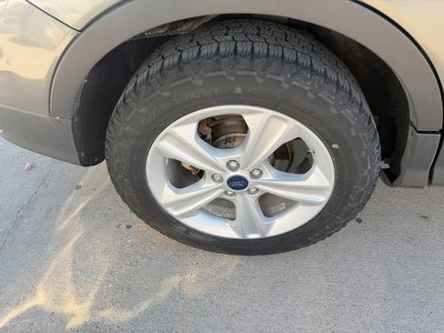 Used 2014 Ford Escape SE image 7