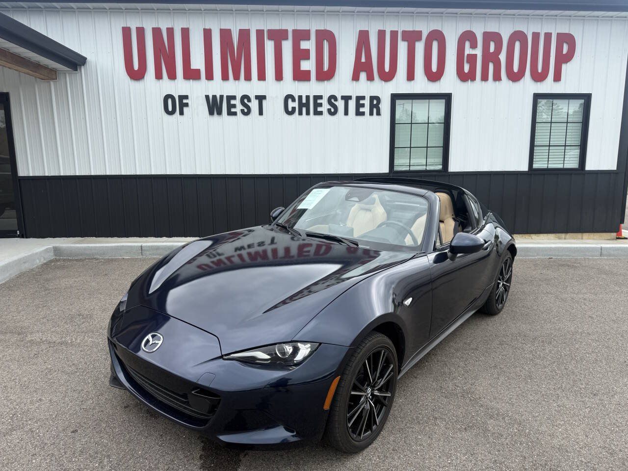 Used 2025 MAZDA MX-5 Miata RF Grand Touring RWD image 1