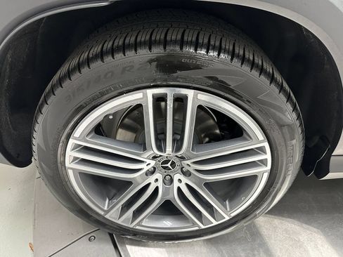 Certified 2024 Mercedes-Benz GLS 450 4MATIC image 22