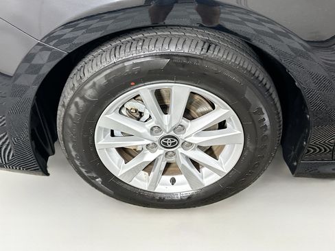Used 2026 Toyota Camry LE FWD image 11