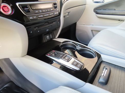 Used 2019 Honda Pilot Touring image 26