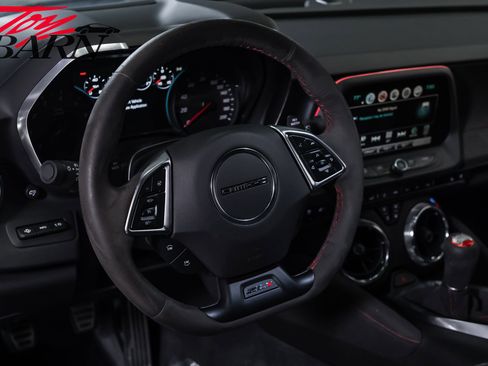 Used 2018 Chevrolet Camaro ZL1 RWD image 32