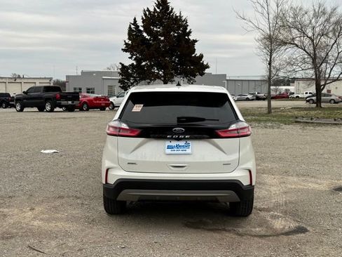 Used 2024 Ford Edge SEL w/ Convenience Package image 6