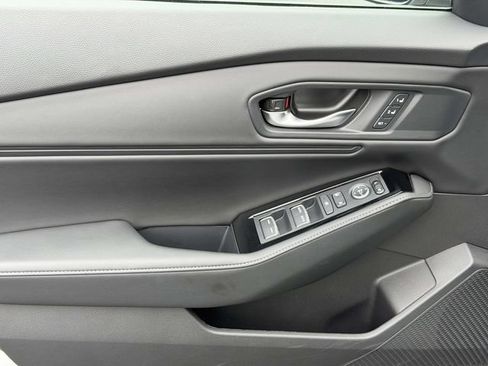 Certified 2025 Honda Accord Touring image 6