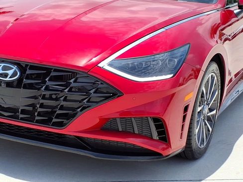 Used 2020 Hyundai Sonata Limited FWD image 18