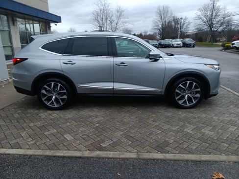 Used 2023 Acura MDX SH-AWD w/ Technology Package image 7