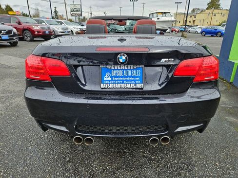 Used 2011 BMW M3 Convertible w/ Convenience Pkg image 10