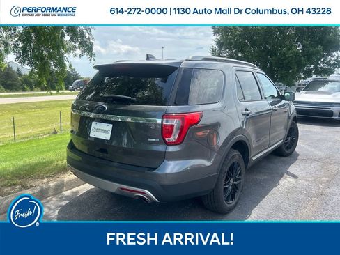 Used 2017 Ford Explorer XLT w/ Equipment Group 202A AWD/4WD image 6