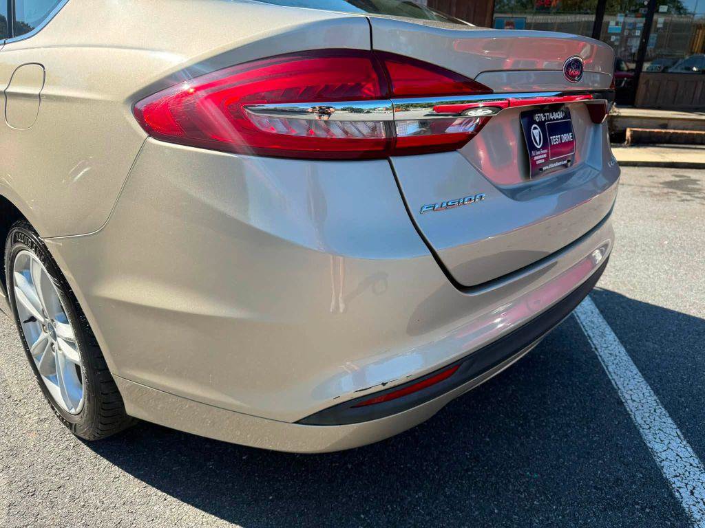 Used 2018 Ford Fusion S FWD image 8
