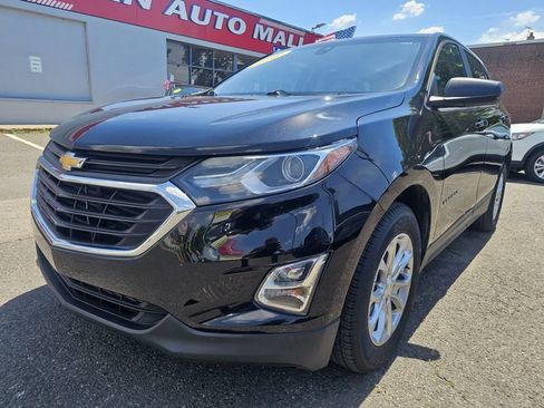 Used 2020 Chevrolet Equinox LS w/ LS Convenience Package FWD image 1
