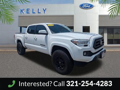 Used 2020 Toyota Tacoma SR5 RWD image 4