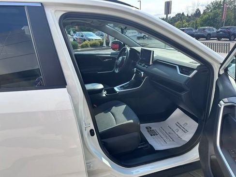 Used 2024 Toyota RAV4 XLE w/ Convenience Package AWD/4WD image 10
