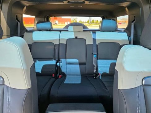New 2026 GMC Hummer EV SUV AWD/4WD image 32