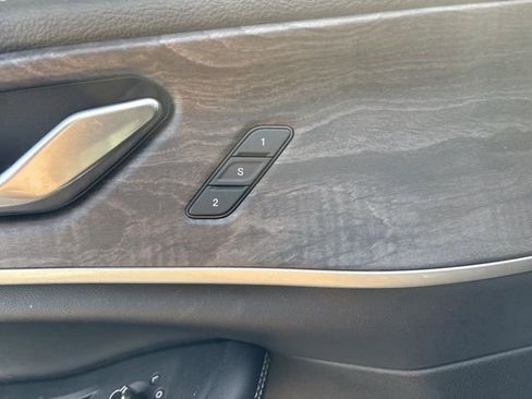 Used 2021 Jeep Grand Cherokee L Limited image 26