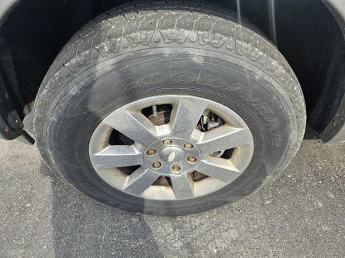 Used 2008 Ford Expedition XLT AWD/4WD image 23