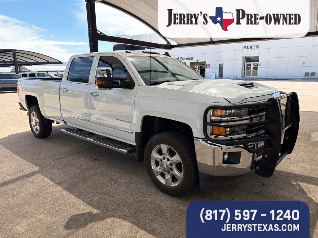 Used 2019 Chevrolet Silverado 2500 LTZ w/ Duramax Plus Package AWD/4WD image 2