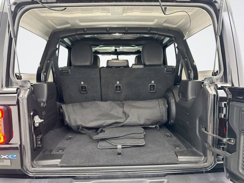 Used 2021 Jeep Wrangler Unlimited Sahara image 18