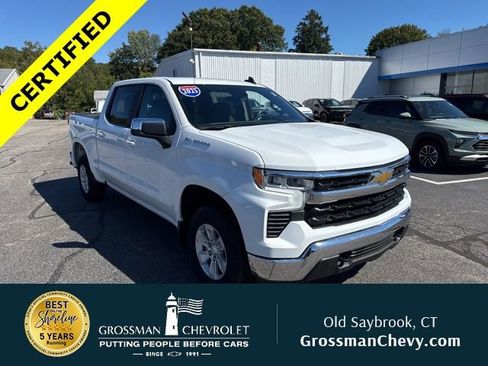 Used 2025 Chevrolet Silverado 1500 LT AWD/4WD image 1
