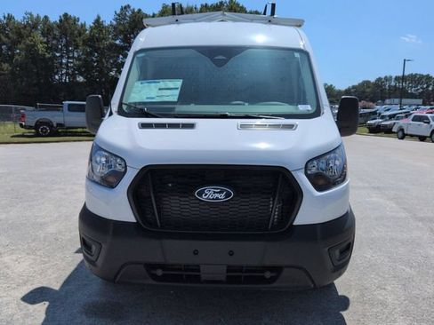 New 2026 Ford Transit 250 148 Medium Roof w/ Load Area Protection Package RWD image 8