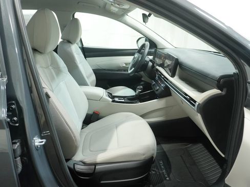 Certified 2026 Hyundai Tucson SE AWD/4WD image 12