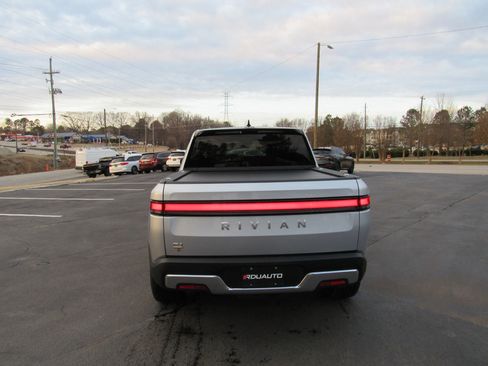 Used 2022 Rivian R1T Launch Edition image 11