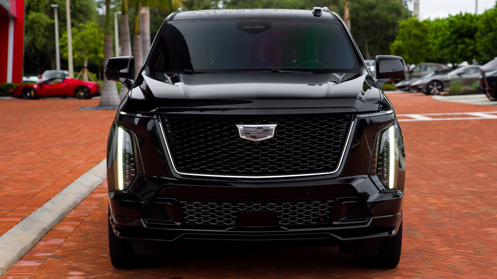 Used 2026 Cadillac Escalade V w/ LPO, ONYX Package AWD/4WD image 12