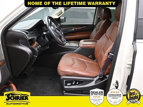 Used 2015 Cadillac Escalade Premium image 12