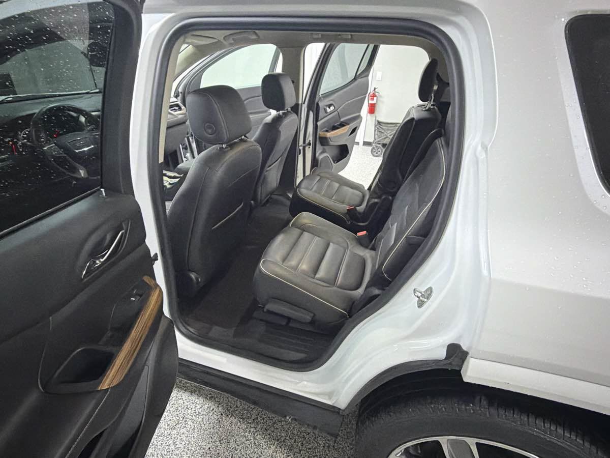 Used 2017 GMC Acadia Denali FWD image 22