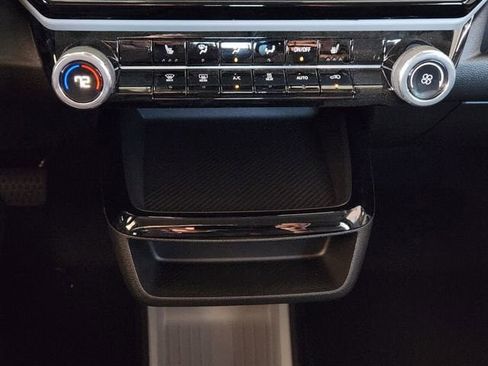 New 2027 Chevrolet Bolt LT w/ Comfort Package image 45