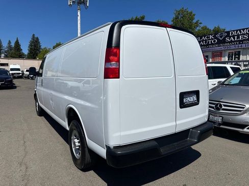 Used 2019 GMC Savana 3500 Extended w/ Driver Convenience Package RWD image 6
